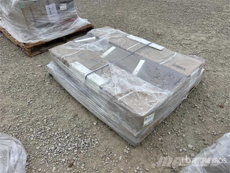 Quantity of (2) Valley 4 Ft Farm Jack Gradbeništvo - drugo