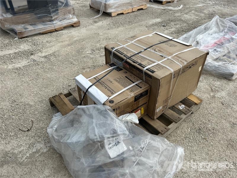 Quantity of (2) Whirlpool 10000/6000 BTU Air Condi Dispositivi di riscaldamento / scongelamento
