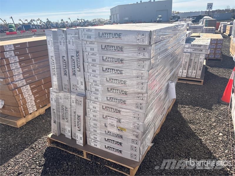  Quantity of (22) Leer Latitude Soft Folding Tonnea Transportes - Outros
