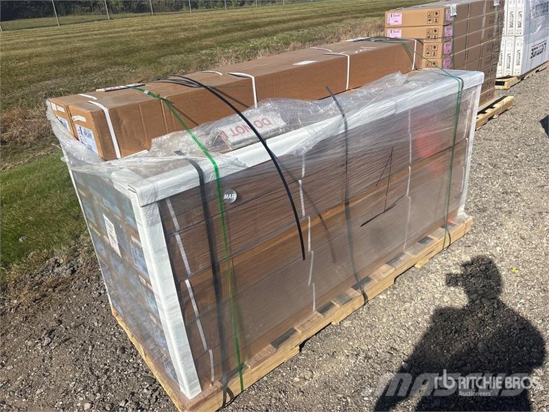Quantity of (22) Leer Roll It Up Soft Rolling Tonn Transportes - Outros