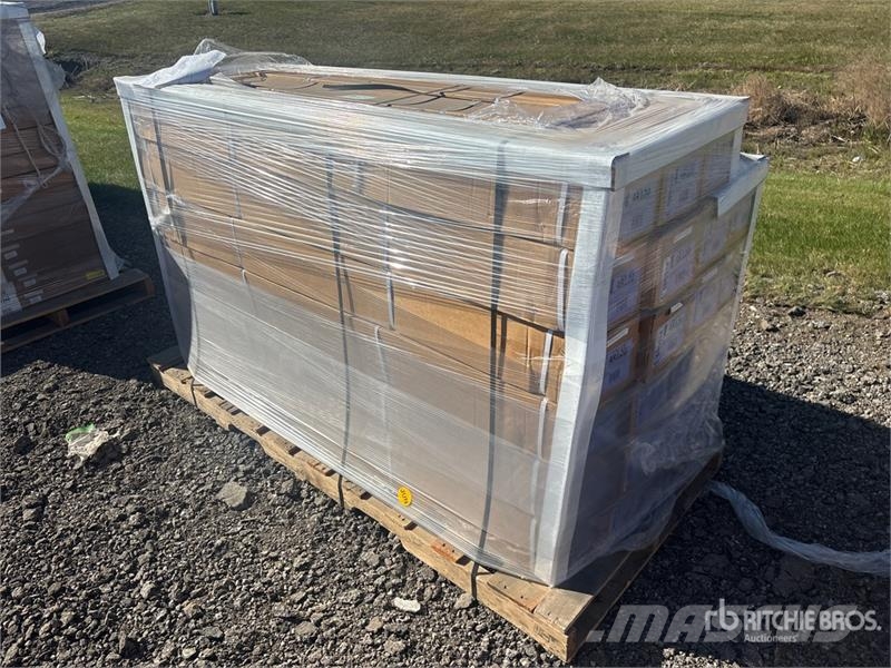  Quantity of (23) Soft Rolling Tonneau Cover (Unuse Transportes - Outros
