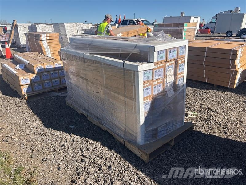  Quantity of (23) Soft Rolling Tonneau Cover (Unuse Transportes - Outros
