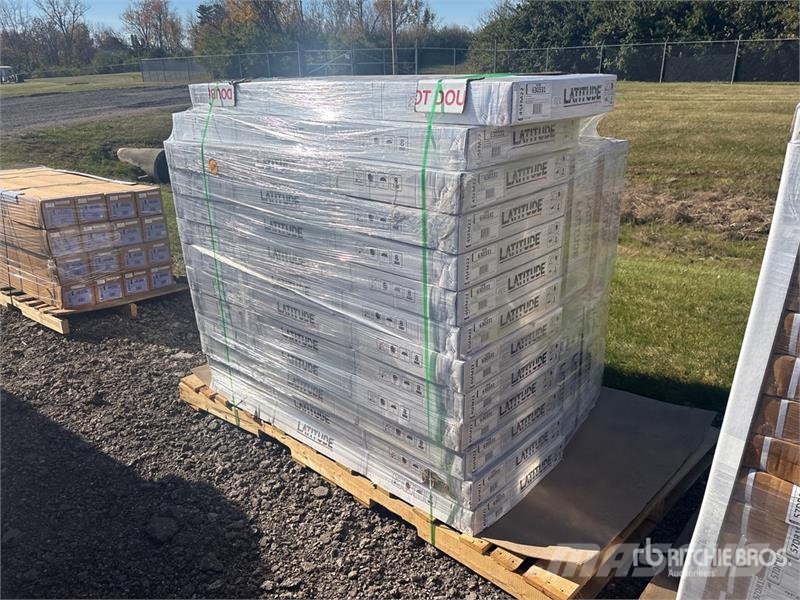 Quantity of (25) Leer Latitude Soft Folding Tonnea Transportes - Outros
