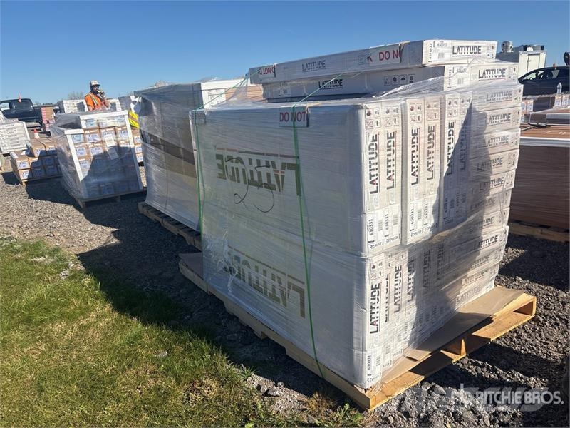  Quantity of (25) Leer Latitude Soft Folding Tonnea Transportes - Outros
