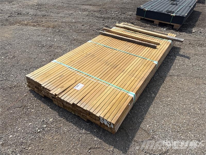 Quantity of (288) 1 in x 2 in x 8 ft PT Lumber Andet tilbehør