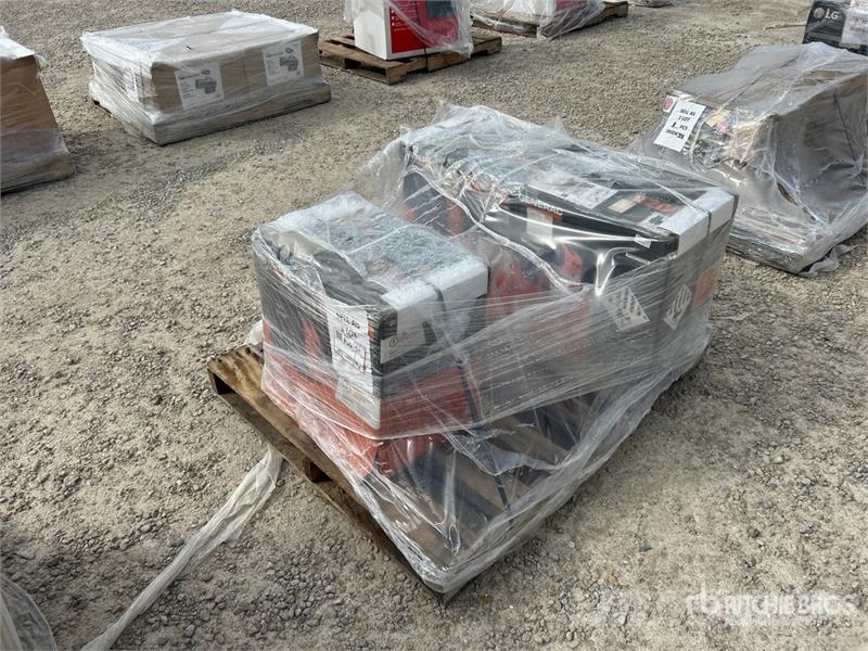  Quantity of (3) 2000 Portable Power Station Otros componentes