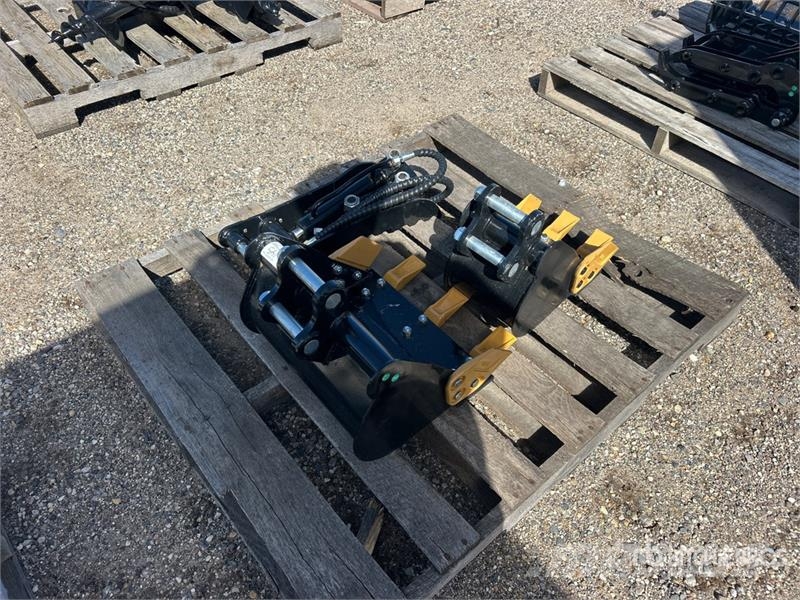 Quantity of (3) Mini Excavator Attachments (Unuse Otros componentes