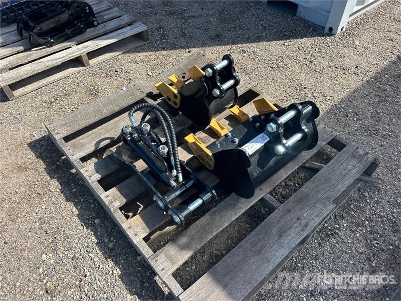 Quantity of (3) Mini Excavator Attachments (Unuse Otros componentes