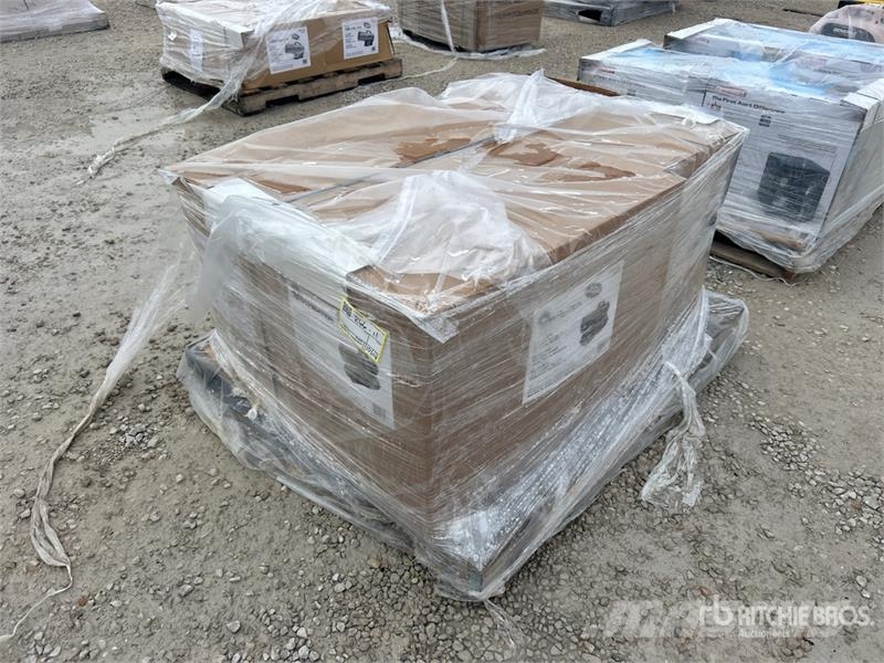 Quantity of (3) Mr. Heater 80000 BTU Space Heater Equipos de fundido