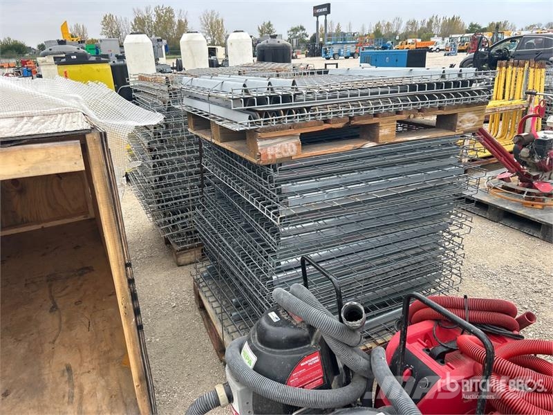 Quantity of (3) Pallet Racking Építőipar - Egyebek