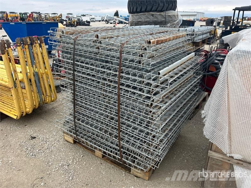 Quantity of (3) Pallet Racking Építőipar - Egyebek