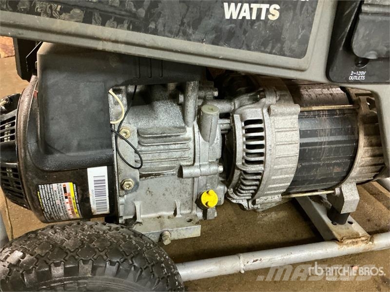 Quantity of (3) Portable Generator Set Muud generaatorid
