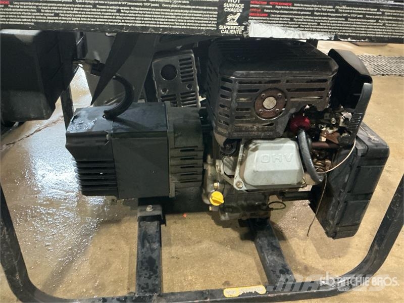 Quantity of (3) Portable Generator Set Muud generaatorid