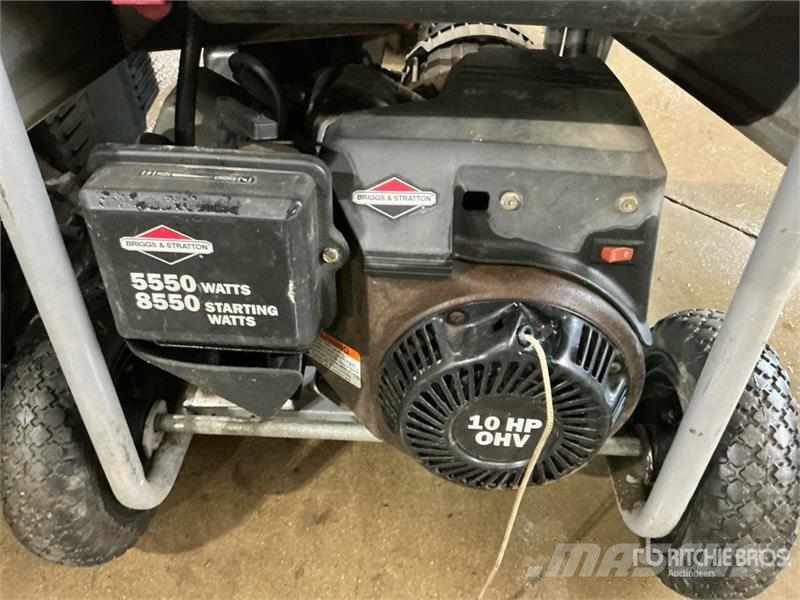 Quantity of (3) Portable Generator Set Muud generaatorid