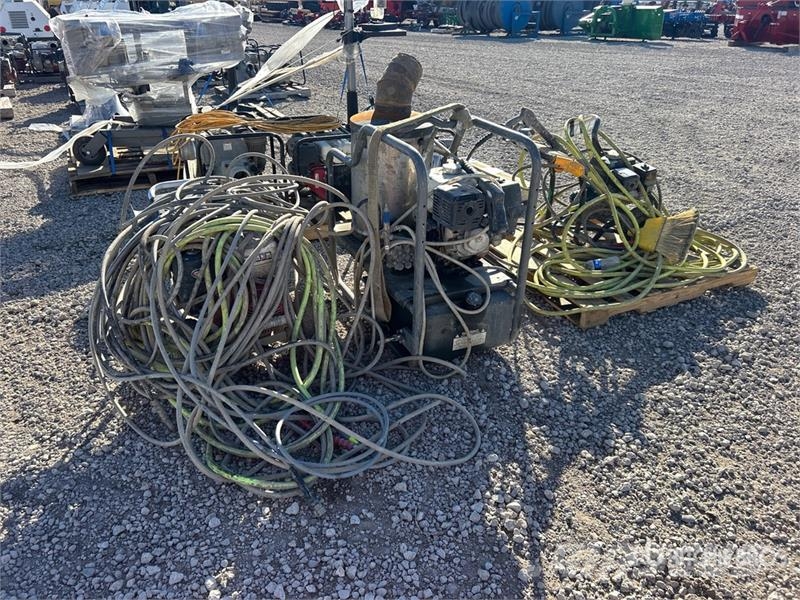 Quantity of (3) Pressure Washer Mazgātāji ar zemu spiedienu