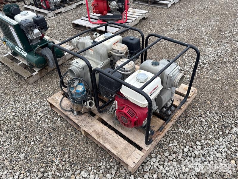  Quantity of (3) Water Pump Vandpumper
