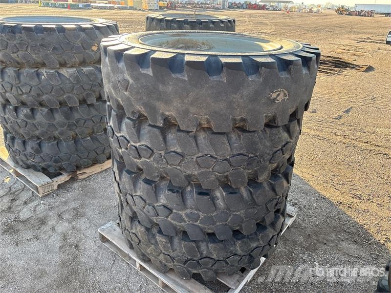  Quantity of (4) 13.00-28 Tires Tyres, wheels and rims