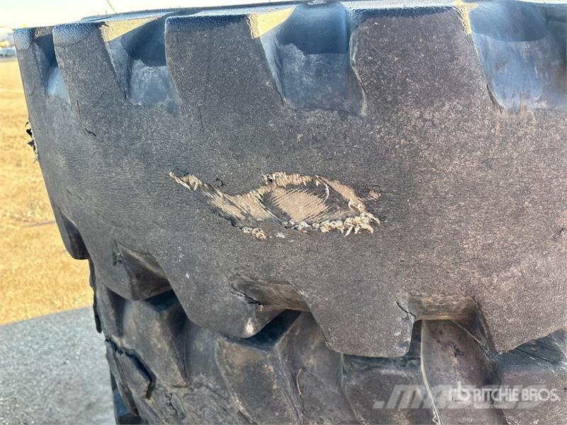  Quantity of (4) 13.00-28 Tires Tyres, wheels and rims