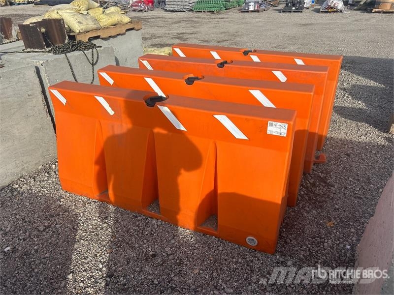  Quantity of (4) Barrier مكونات أخرى