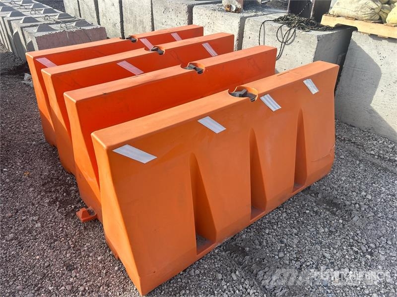  Quantity of (4) Barrier مكونات أخرى