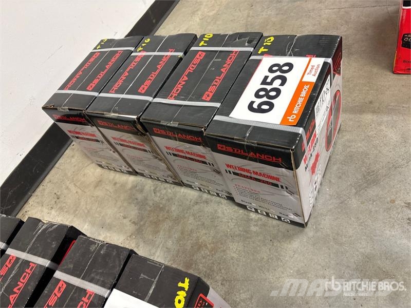 Quantity of (4) MIG-250 115 A MIG Electric Welder Máquinas de soldar