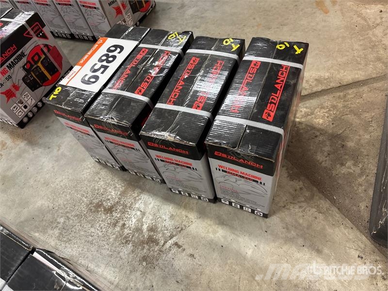 Quantity of (4) MIG-250 115 A MIG Electric Welder Máquinas de soldar