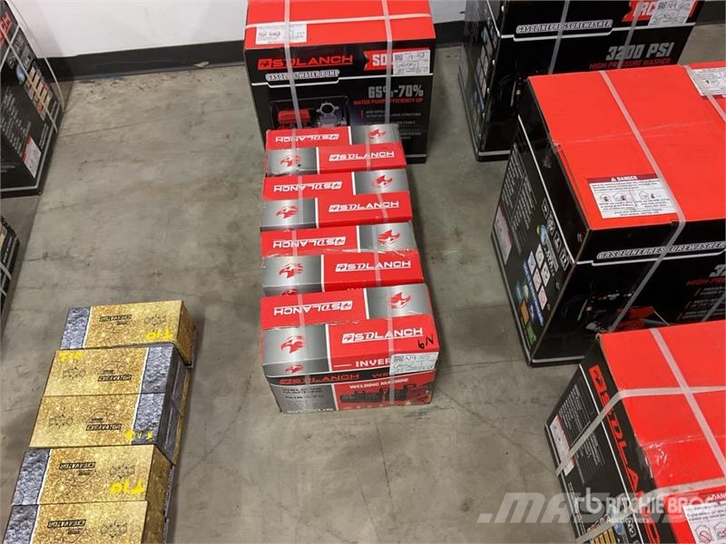 Quantity of (4) MIG-270 115 A MIG Electric Welder Poste à souder