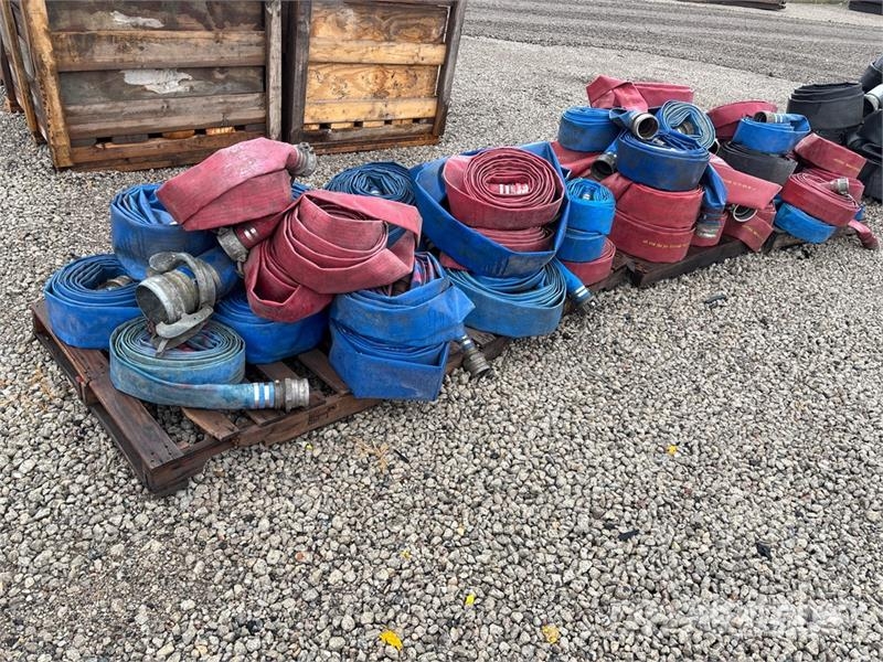  Quantity of (4) Pallets of Hose Outros componentes