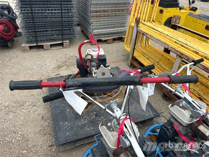 Quantity of (4) Pneumatic Concrete Trowels Építőipar - Egyebek