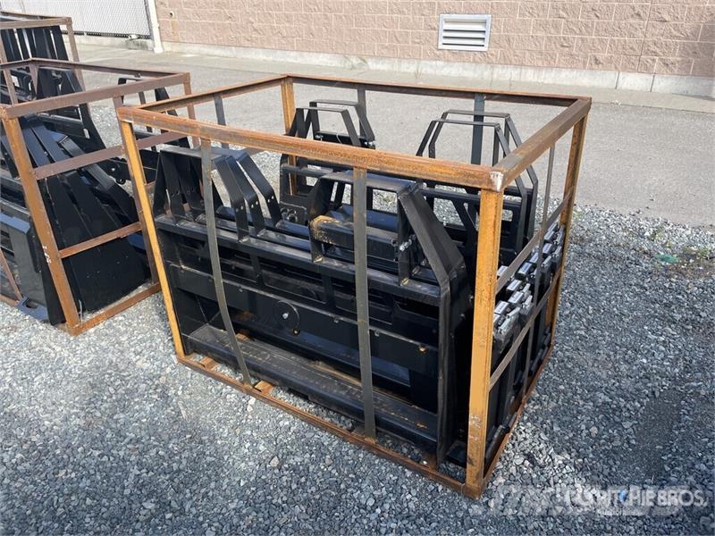  Quantity of (5)  AGT JDCPF42-2200-FF 42 in 2200 lb شوكات