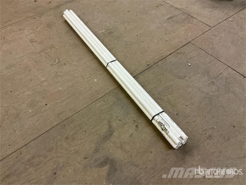 Quantity of 5 ft x 3/4 in PVC Pipe Kastmissüsteemid