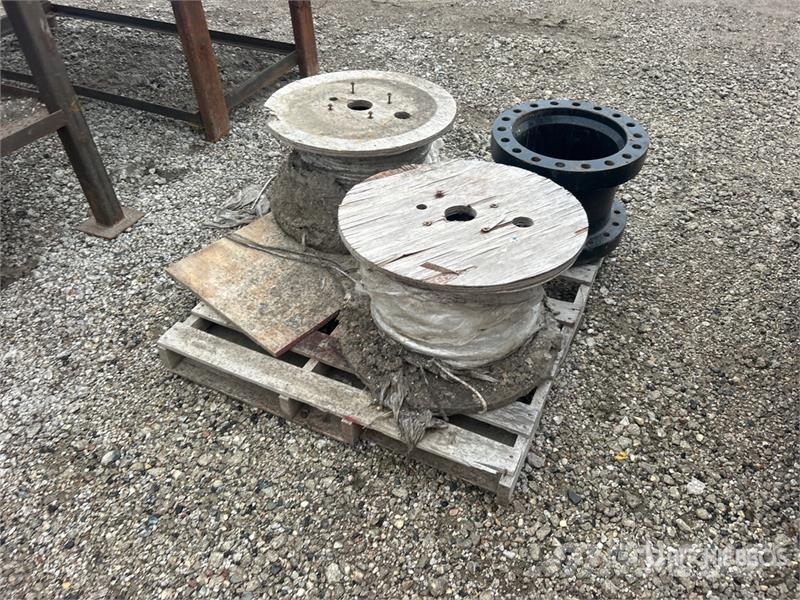  Quantity of (5) Reels of Cable Otros componentes