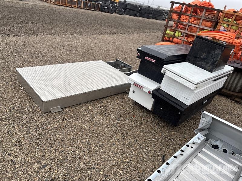 Quantity of (5) Tool Box Ostalo za građevinarstvo