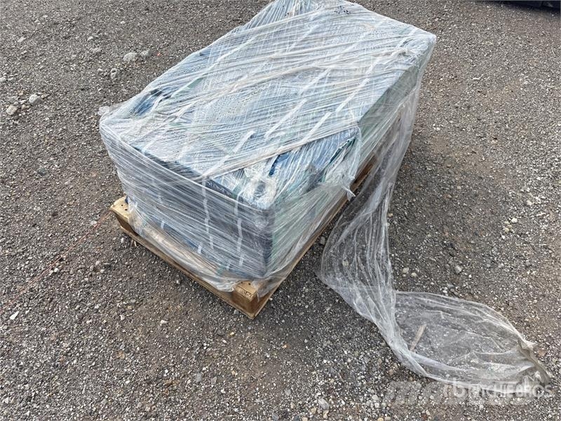 Quantity of (50) 5/8 in x 10 in Anchor Bolt (25 Pe Homok és Sószórók