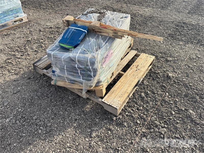  Quantity of (50) Boxes of 5/8 in x 10 in Anchor Bo Montacargas y elevadores de material