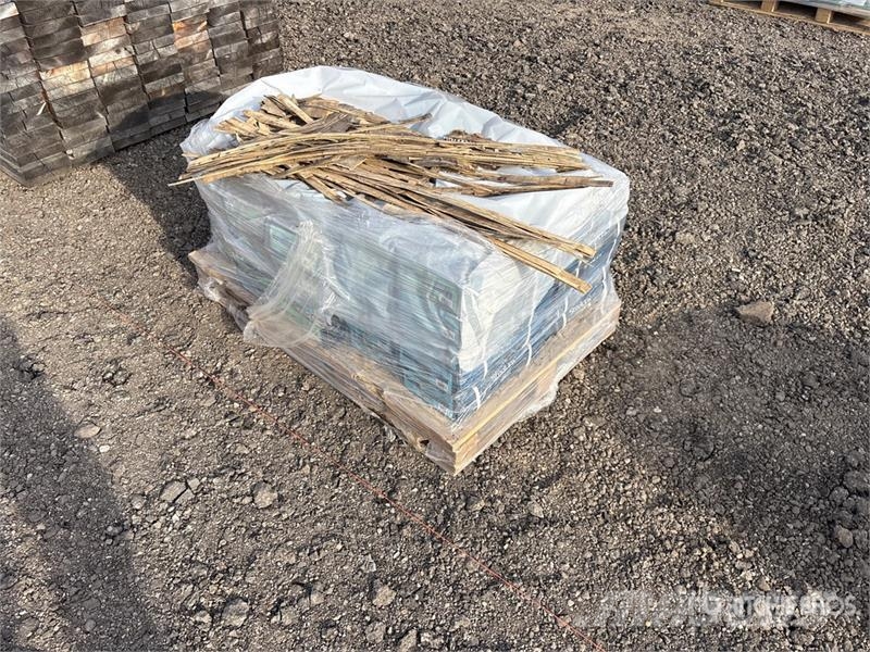 Quantity of (50) Boxes of 5/8 in x 12 in Anchor Bo Homok és Sószórók