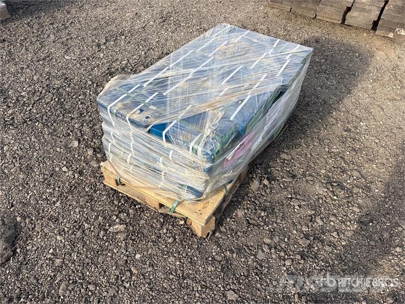  Quantity of (50) Boxes of 5/8 in x 10 in Anchor Bo Montacargas y elevadores de material