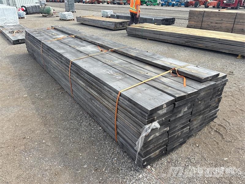 Quantity of (57) 2 in x 12 in x 16 ft SYP Lumber Otros componentes