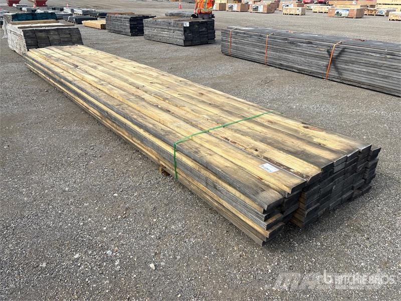 Quantity of (63) 2 in x 6 in x 20 ft SYP Lumber Andet tilbehør