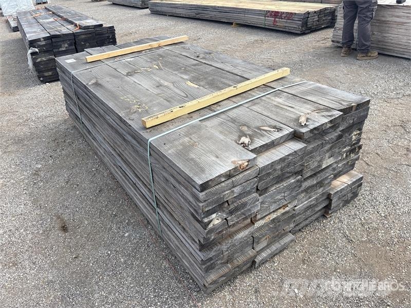 Quantity of (64) 2 in x 12 in x 8 ft SYP Lumber Andet tilbehør