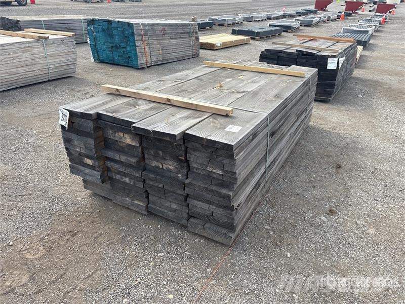 Quantity of (64) 2 in x 12 in x 8 ft SYP Lumber Andet tilbehør