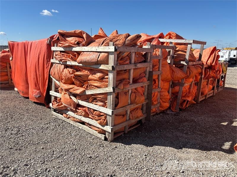 Quantity of (7) Crates of Tarps Gradbeništvo - drugo