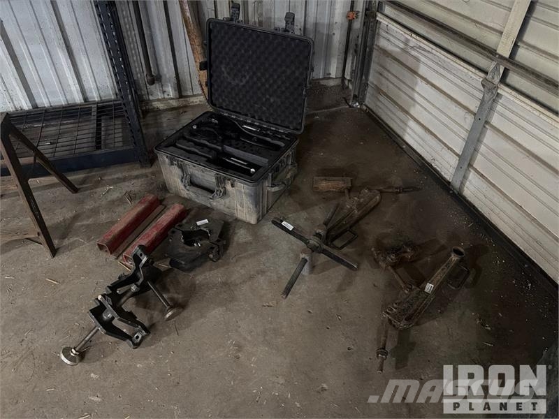  Quantity of (7) Drilling Tools 油氣鑽掘設備