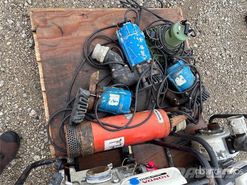  Quantity of (7) Water Pump مضخات المياه
