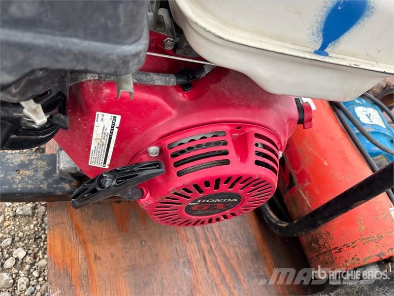  Quantity of (7) Water Pump مضخات المياه