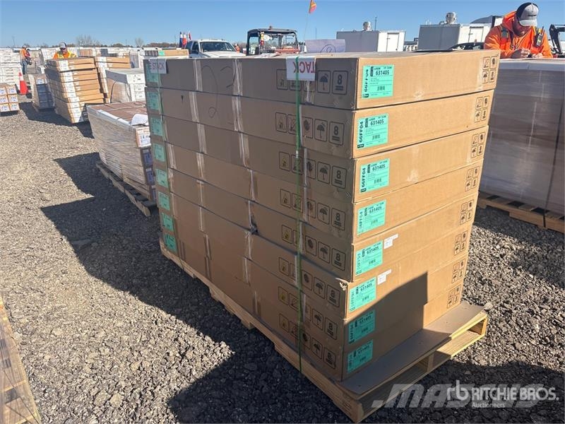  Quantity of (8) Leer HF350M 3-Panel Folding Tonnea Transportes - Outros
