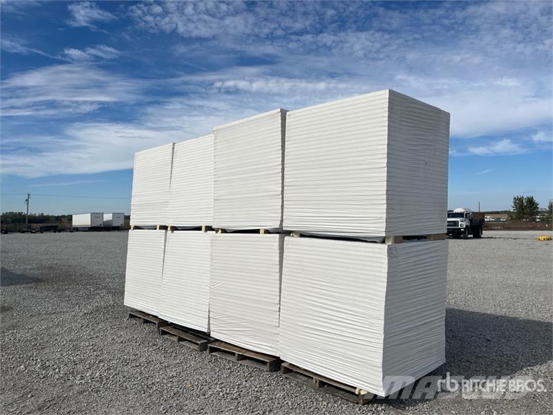 Quantity of (8) Pallets of Polyiso Insulation Seilwinden, Bauaufzüge und Lastenaufzüge