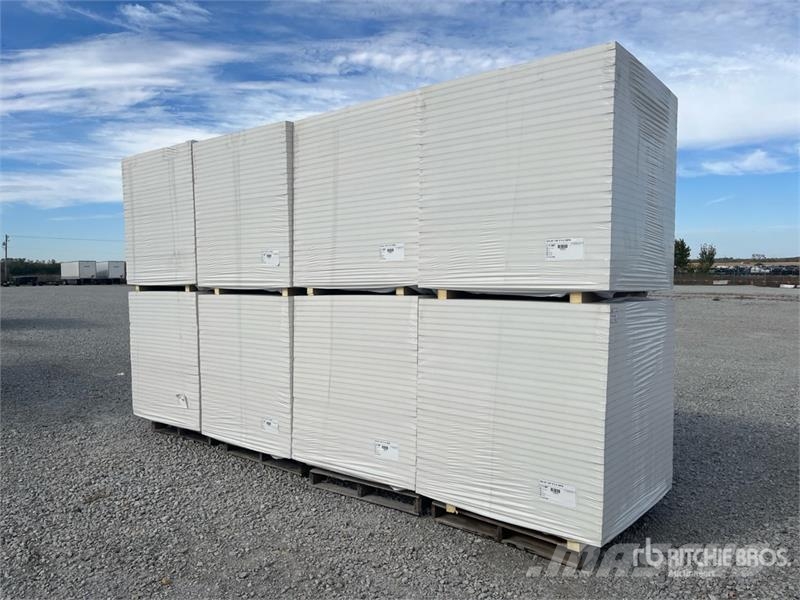 Quantity of (8) Pallets of Polyiso Insulation Seilwinden, Bauaufzüge und Lastenaufzüge