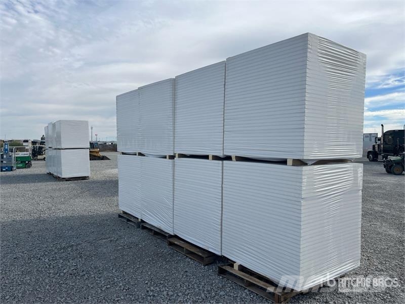 Quantity of (8) Pallets of Polyiso Insulation Seilwinden, Bauaufzüge und Lastenaufzüge