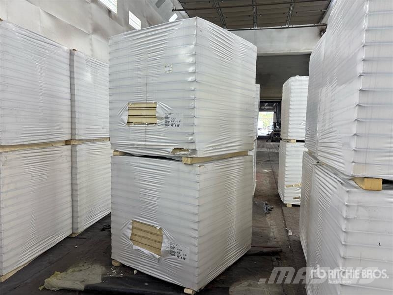  Quantity of (8) Pallets of Polyiso Insulation المصاعد والرافعات المادية